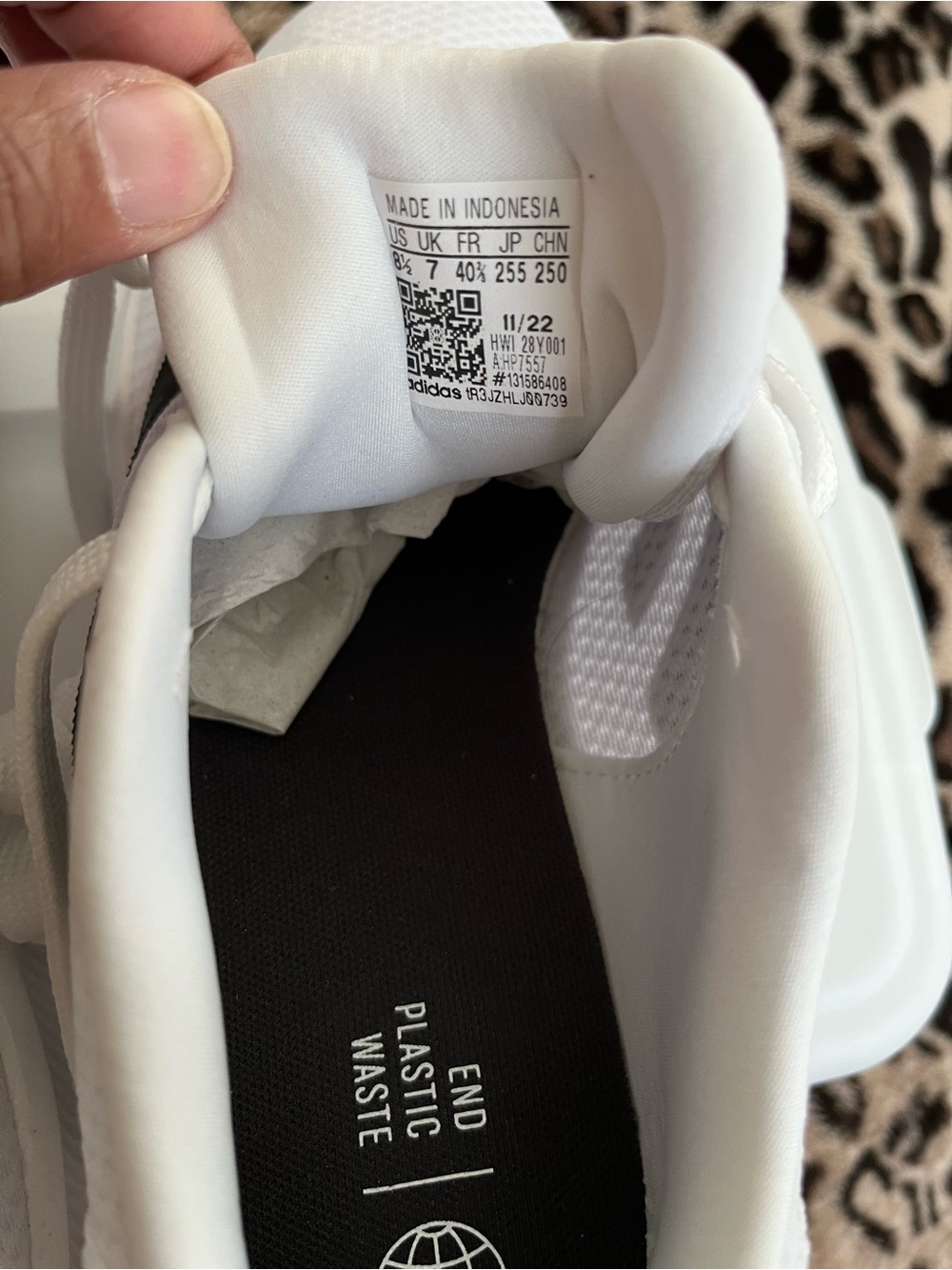 New without box/tags. Women Adidas White Athletic Running Shoes with Black Strip - Picture 9 of 10